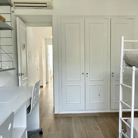 Apartment Club A 304 *